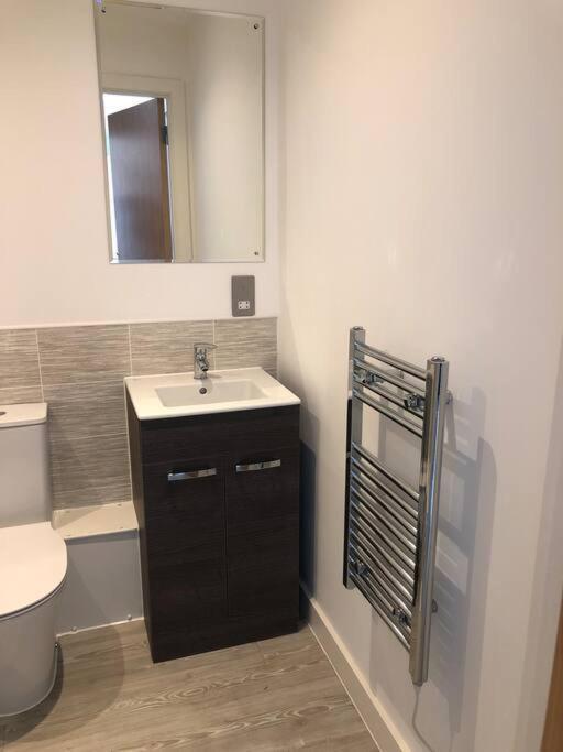 3 Bedroom Apartment Free Parking Mánchester Exterior foto