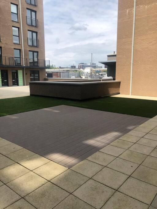 3 Bedroom Apartment Free Parking Mánchester Exterior foto
