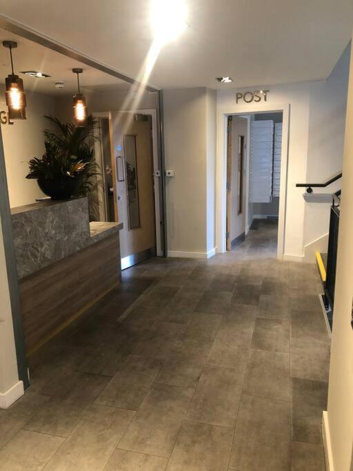 3 Bedroom Apartment Free Parking Mánchester Exterior foto